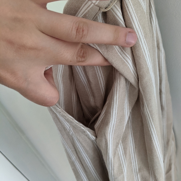 Double-breasted striped dress - Picture 4 of 7